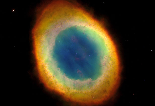 こと座の惑星状星雲M57