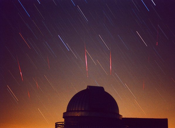 2001 Leonids Meteors in Perspective