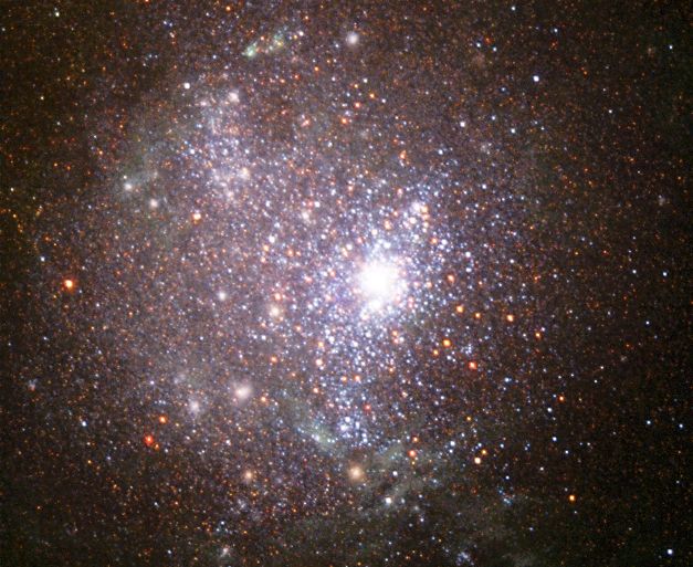  APOD: 2003 April 23 - The Stars of NGC 1705