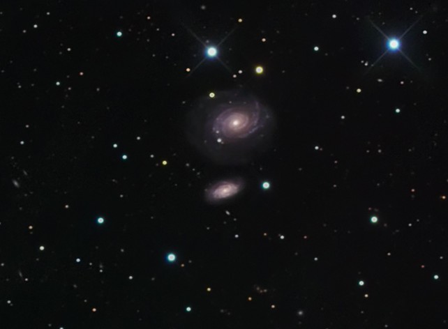 ペガスス座の銀河系外星雲NGC1