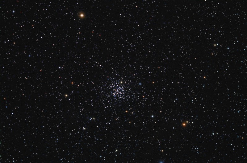 かに座の散開星団(M67)