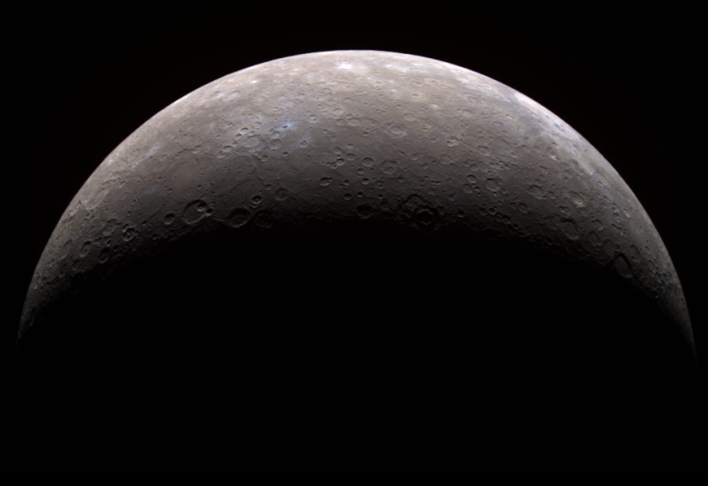 APOD: 2008 January 26 - Crescent Mercury in Color