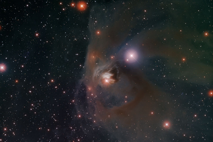 ハインドの変光星雲NGC1555