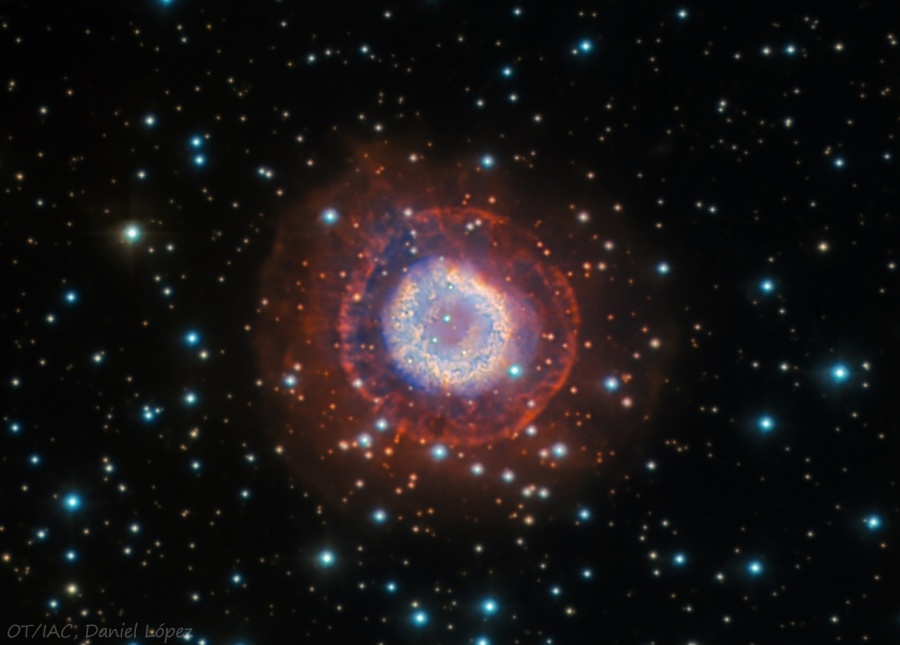 Ảnh: Tinh vân hành tinh NGC 2438 