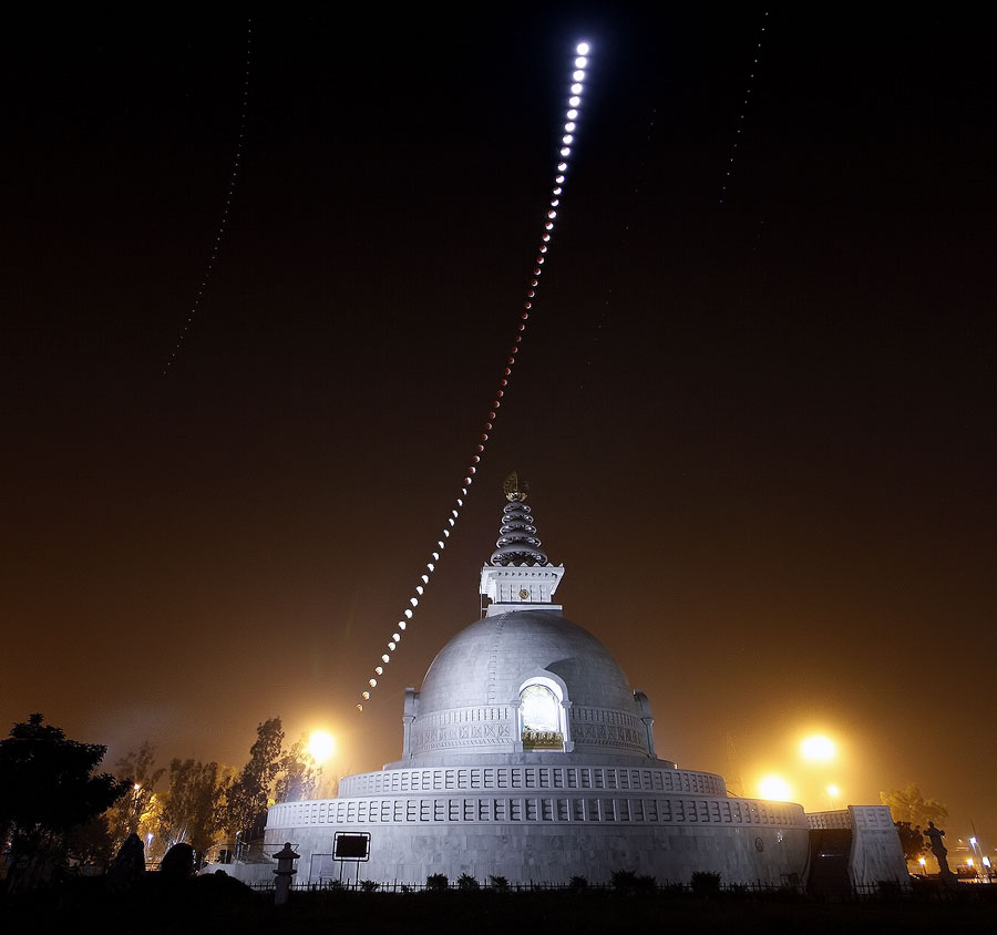 APOD Collection: Lunar Eclipses - Starship Asterisk*