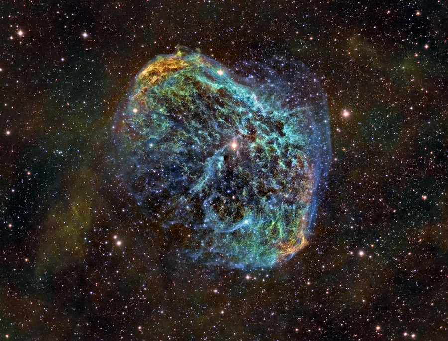 NGC6888-hstpalMetsavainio900.jpg
