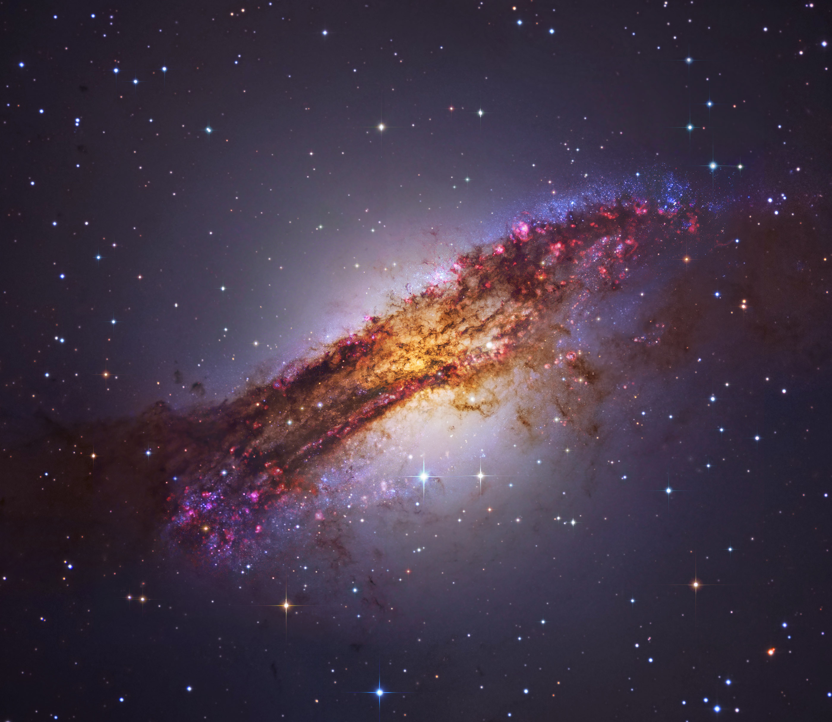 Centaurus-HST-ESO-LL.jpg