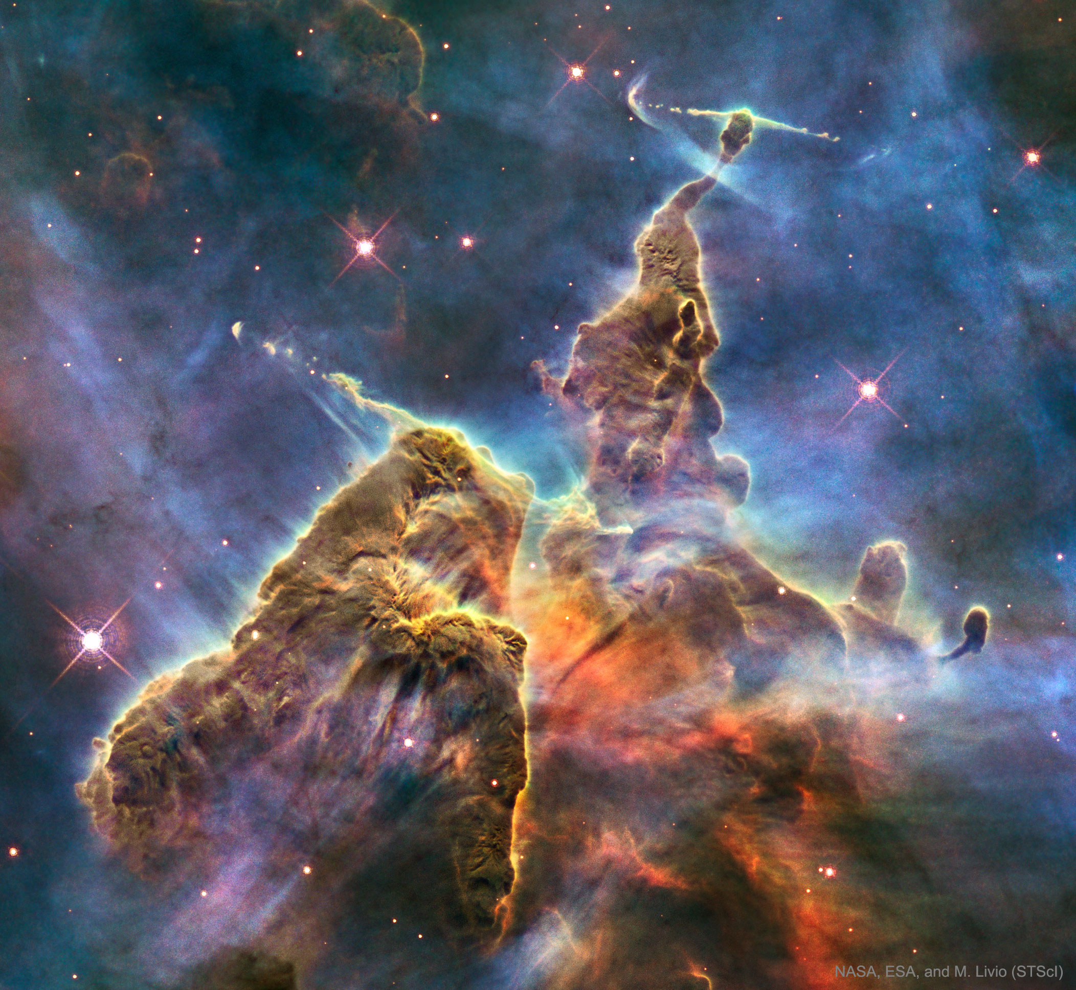 Montañas del polvo en la nebulosa de Carina |