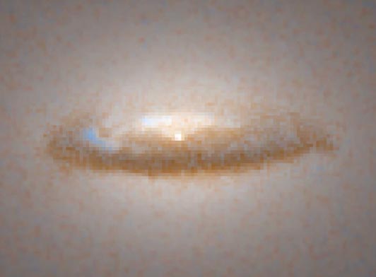 こぎつね座の銀河NGC7052