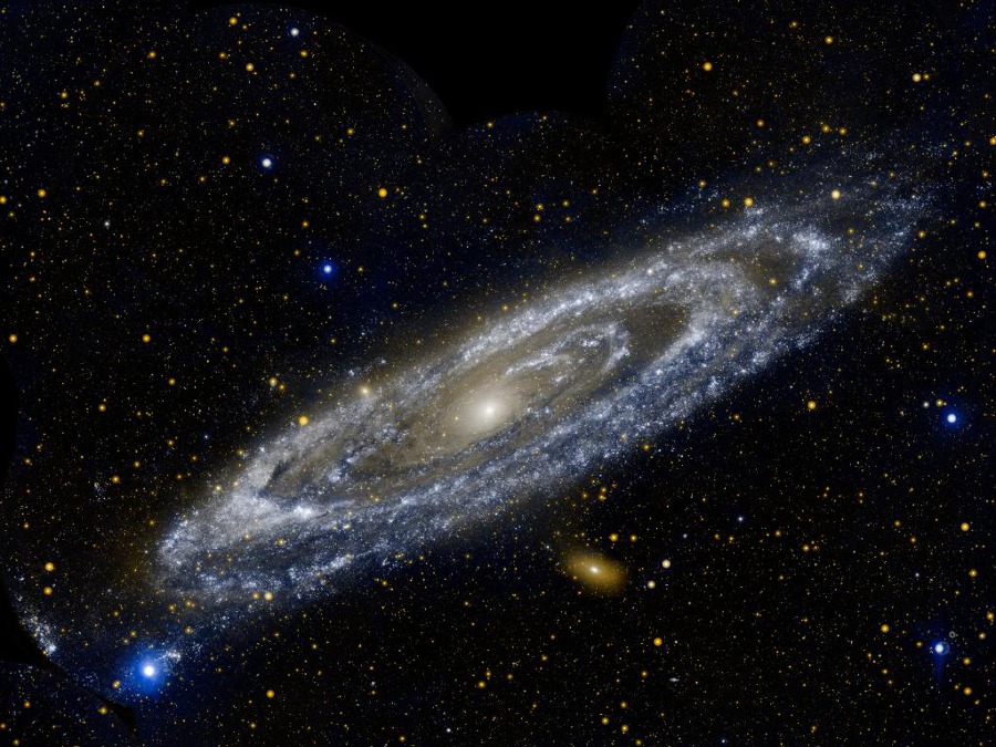 Ultravioletinė Andromeda. ©GALEX, JPL-Caltech, NASA
