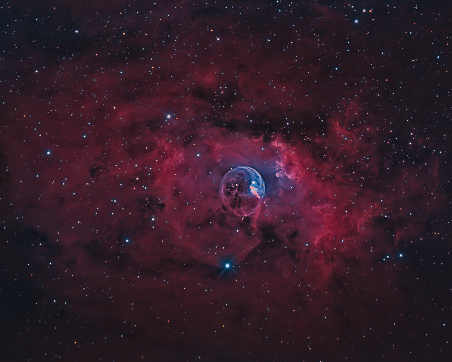 Burbulo ūkas NGC 7635. ©Yves Van den Broek