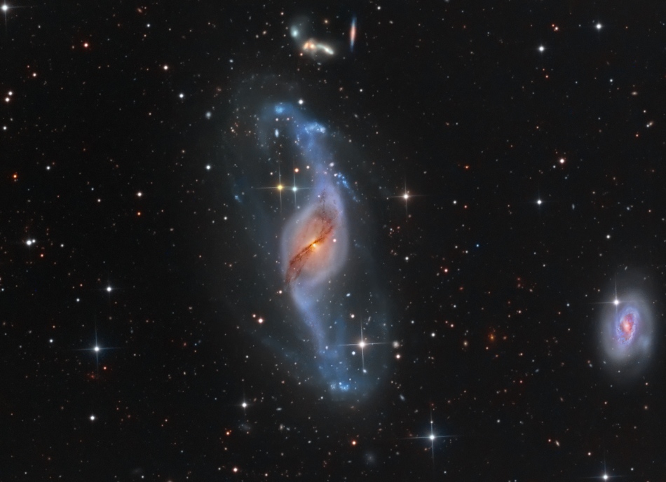 Girando con NGC 3718