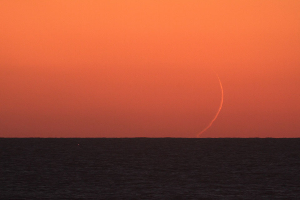 Puesta de Luna desde Taiwán