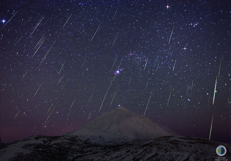 Los meteoros de las Gemínidas sobre el volcán del Teide