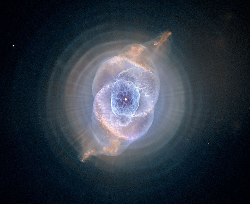 La nebulosa Ojo de Gato desde el Hubble