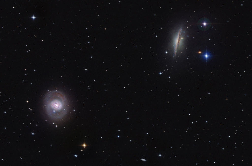 El dúo de Cetus M77 y NGC 1055