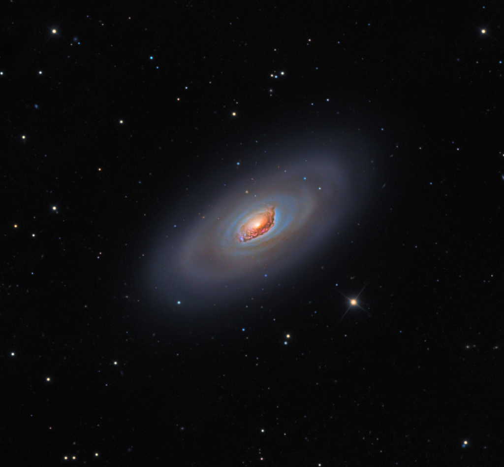 M64:黑眼睛星系