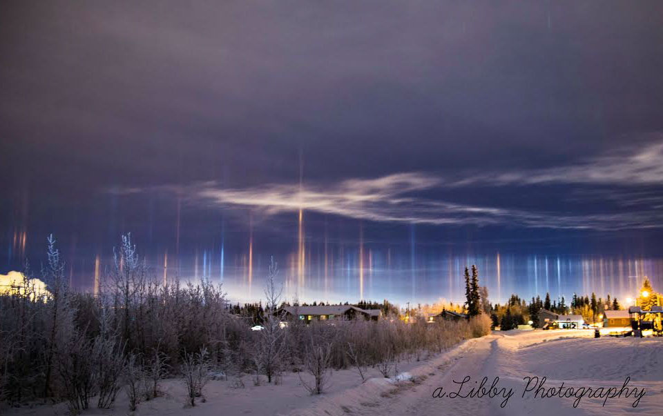 Pilares de luz sobre Alaska