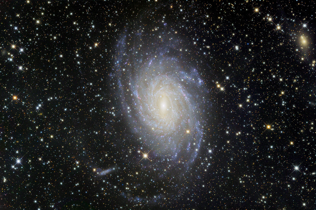 螺旋星系ngc6744