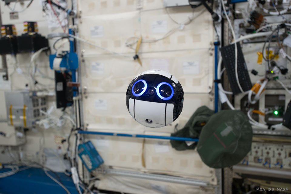 Activado Int Ball Drone en la Estación Espacial