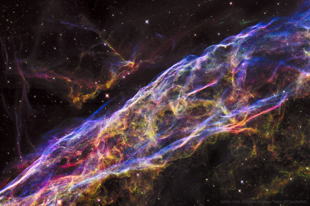 Nebulosa del velo: volutas de una estrella estallada