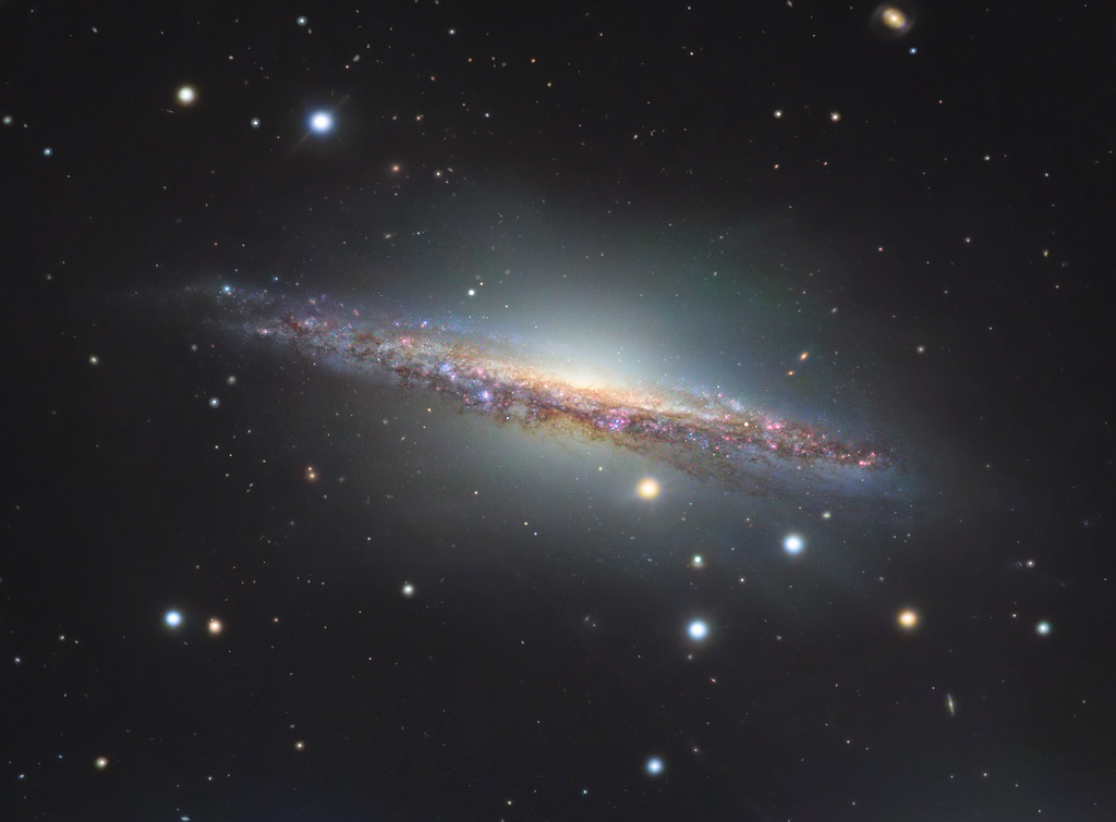 NGC 1055 de cerca