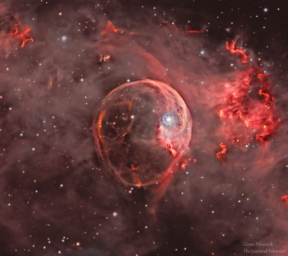 NGC 7635: La nebulosa de burbujas se expande