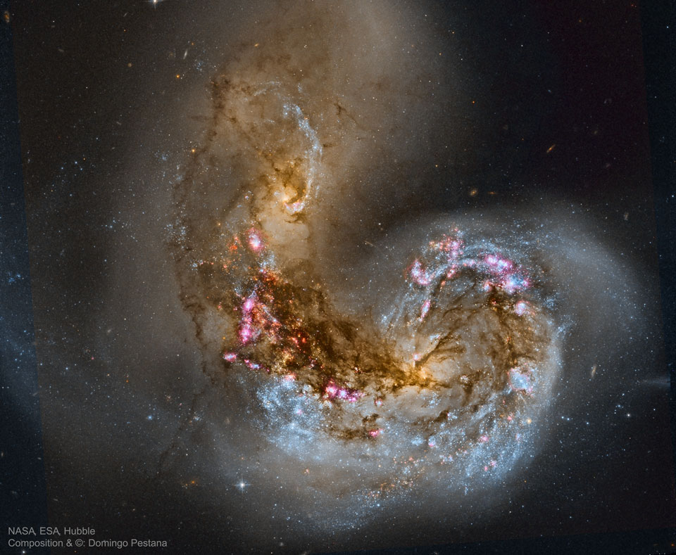 螺旋星系ngc4038碰撞