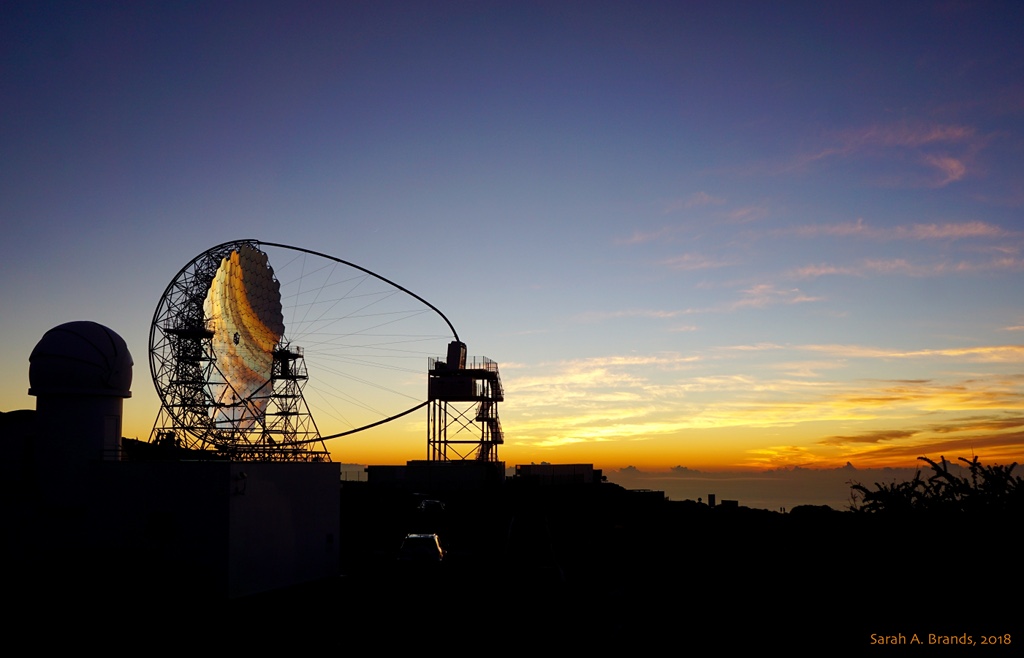 日落后的切伦科夫望远镜