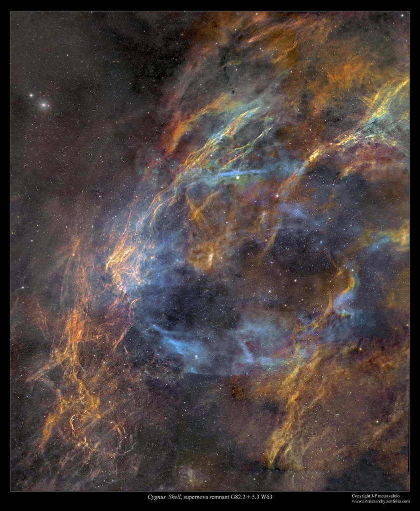 天鹅座壳超新星残骸W63