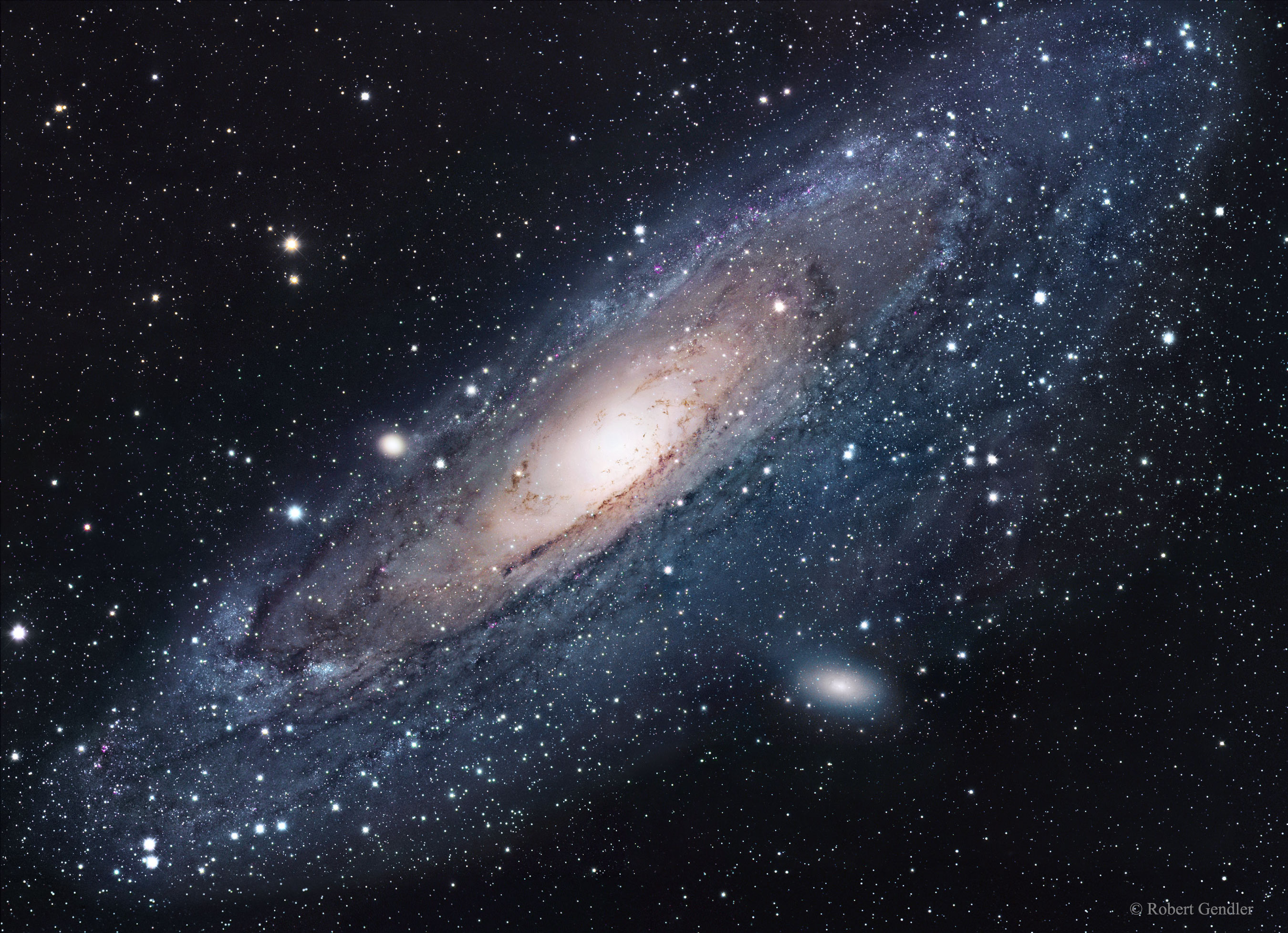 APOD dayframe_APOD: 2018 December 17 - M31: The Andromeda Galaxy