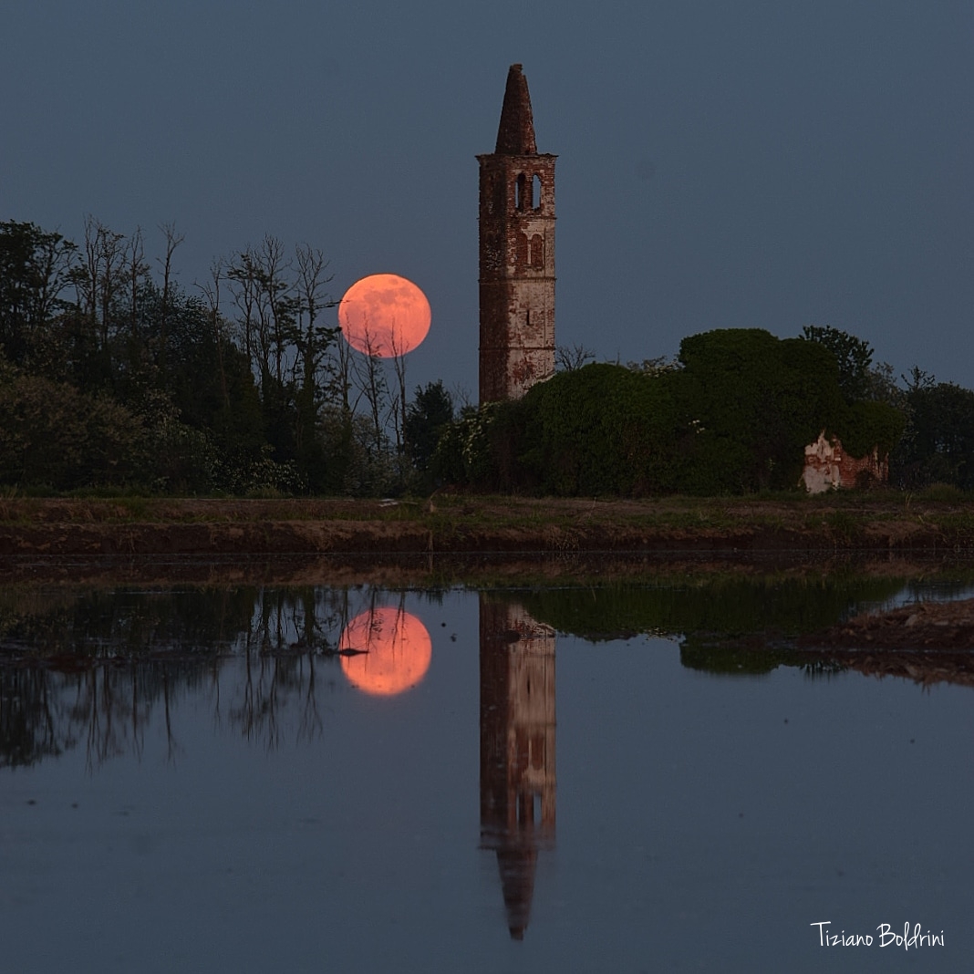 Apod 2020 May 9 Full Flower Moonrise