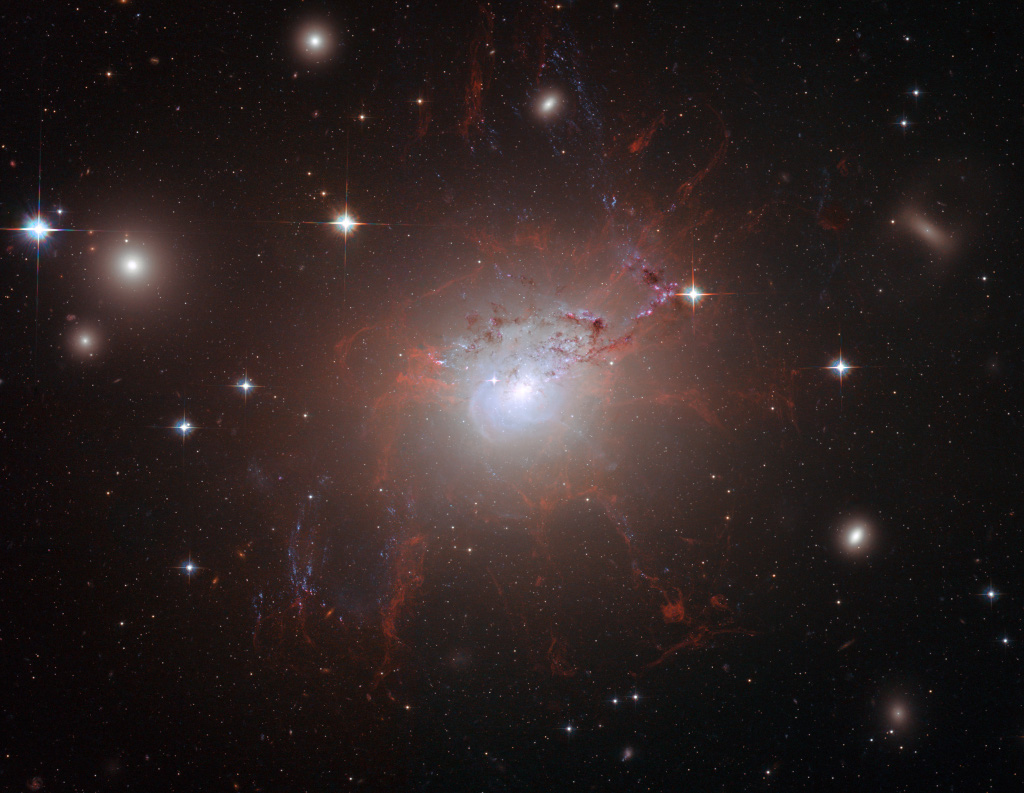 每日星空：活动星系NGC 1275
