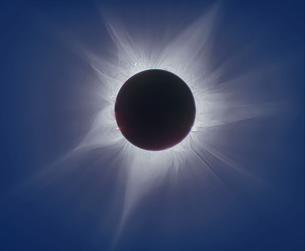 Solar Eclipse from a Ship