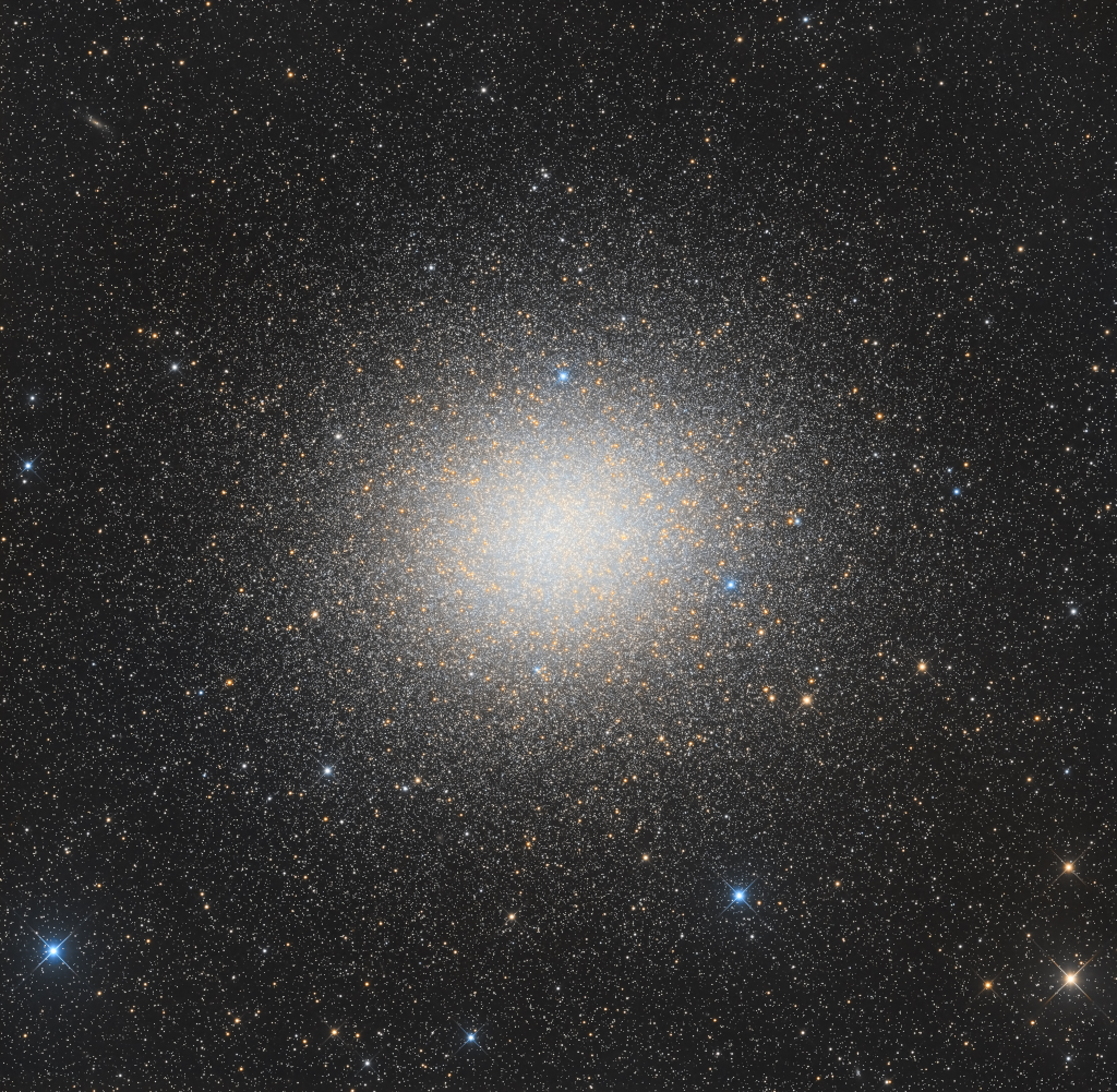 Des millions d'étoiles dans Omega Centauri