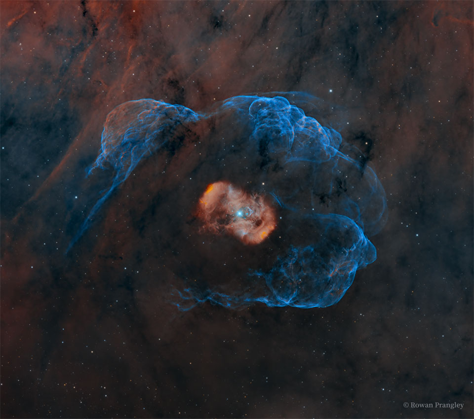Nebulosa de emisión bipolar Huevo de Dragón