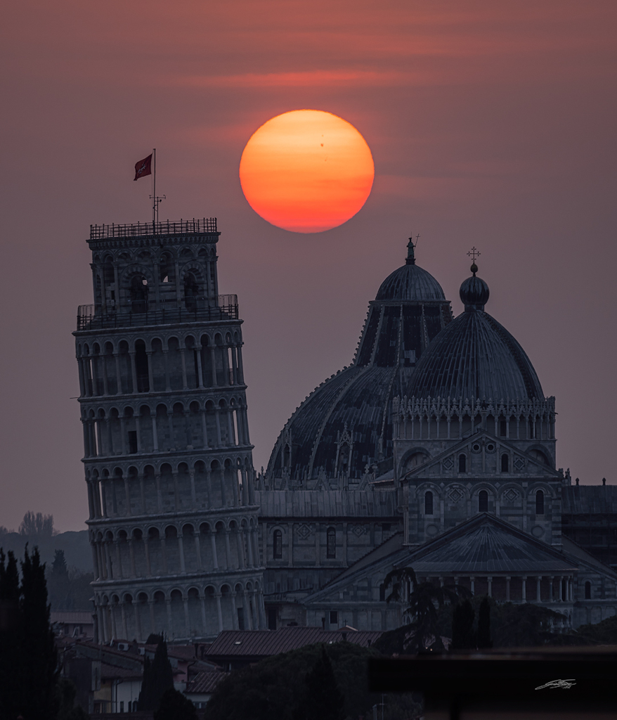 Leaning Tower, Active Sun
