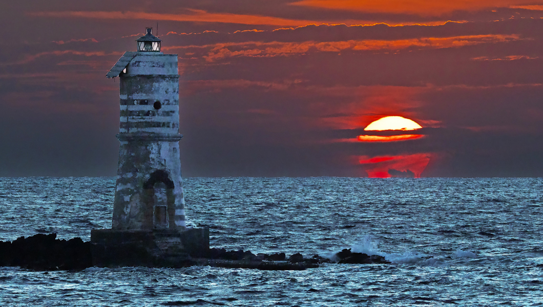 See Explanation.  Clicking on the picture will download
the highest resolution version available.